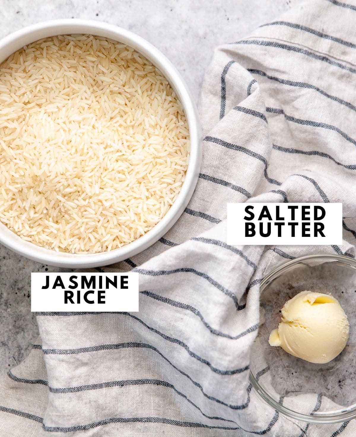 Ingredients for jasmine rice, labelled.